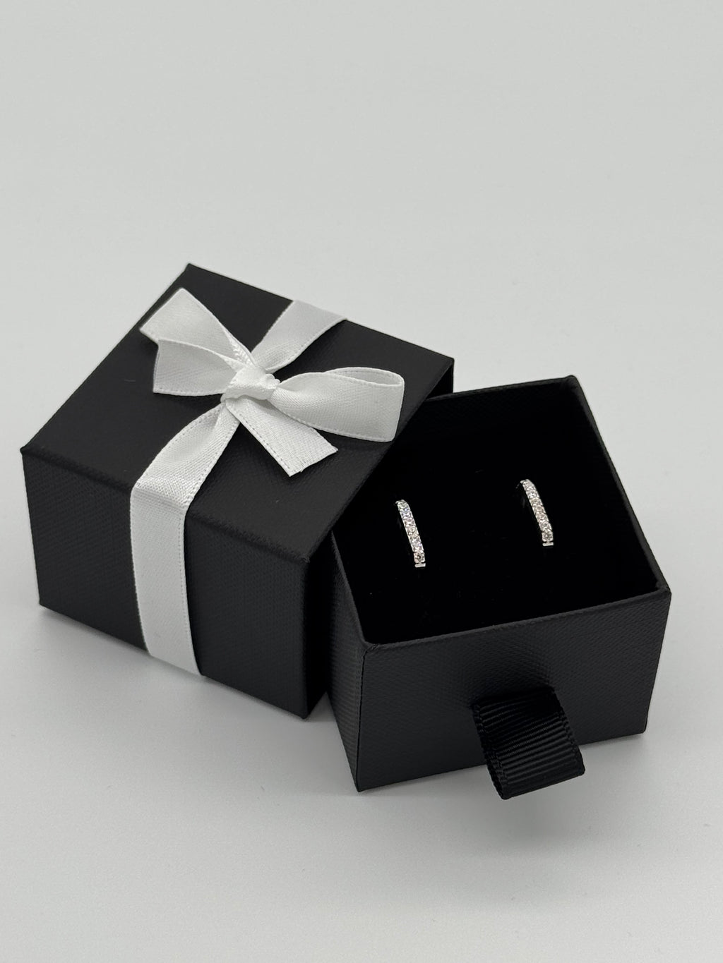 Klappcreolen Silber 925 - Moderne 18 Steine