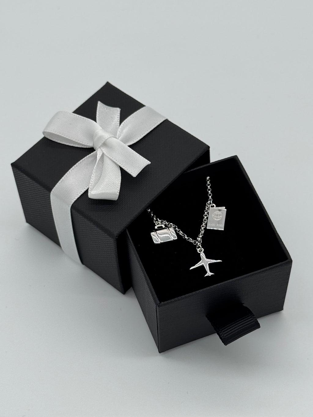 Flugzeug, Koffer und Reisepass Silberarmband 925 - Reise