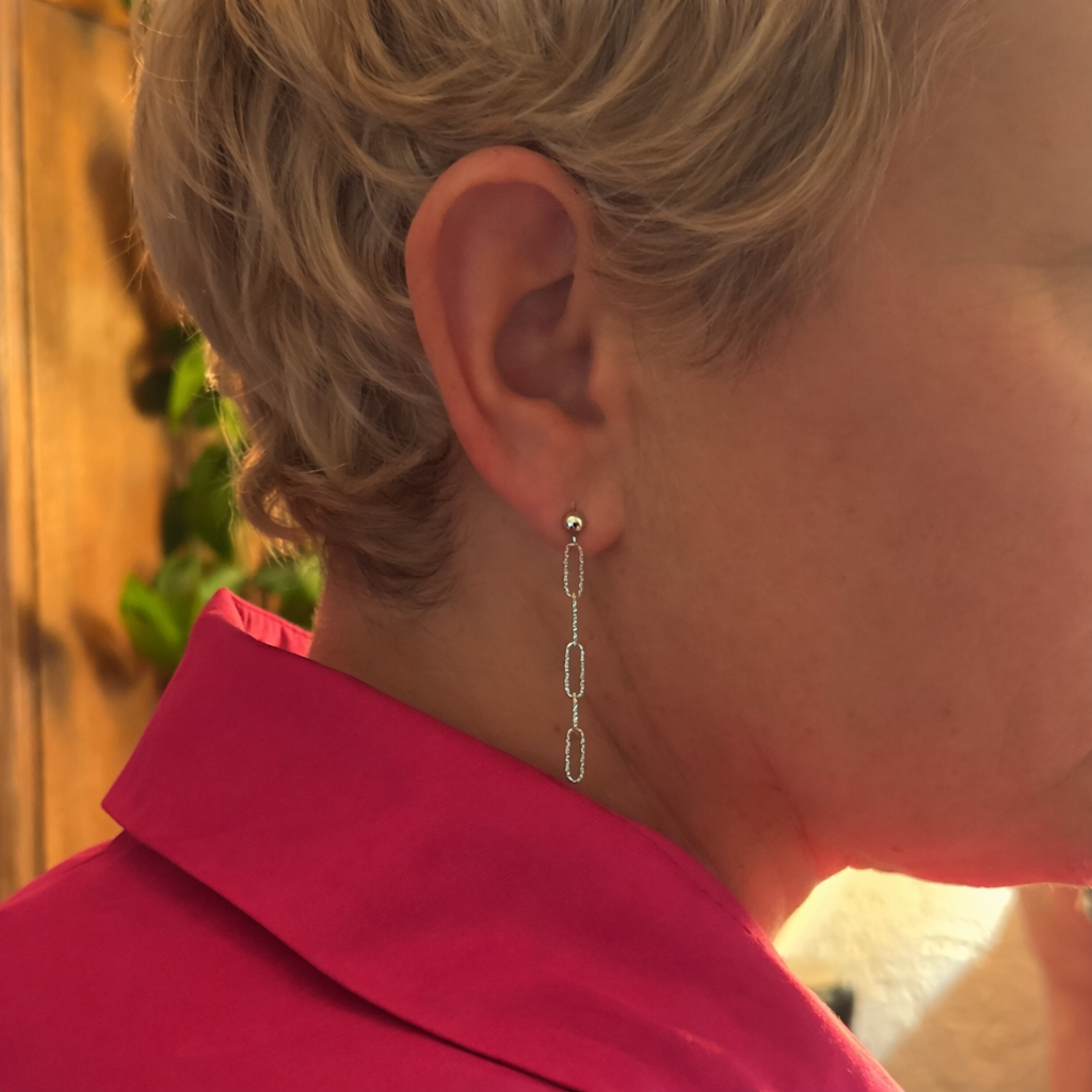 Elegante Ohrstecker mit 5 diamantierten Gliedern in 925 Silber